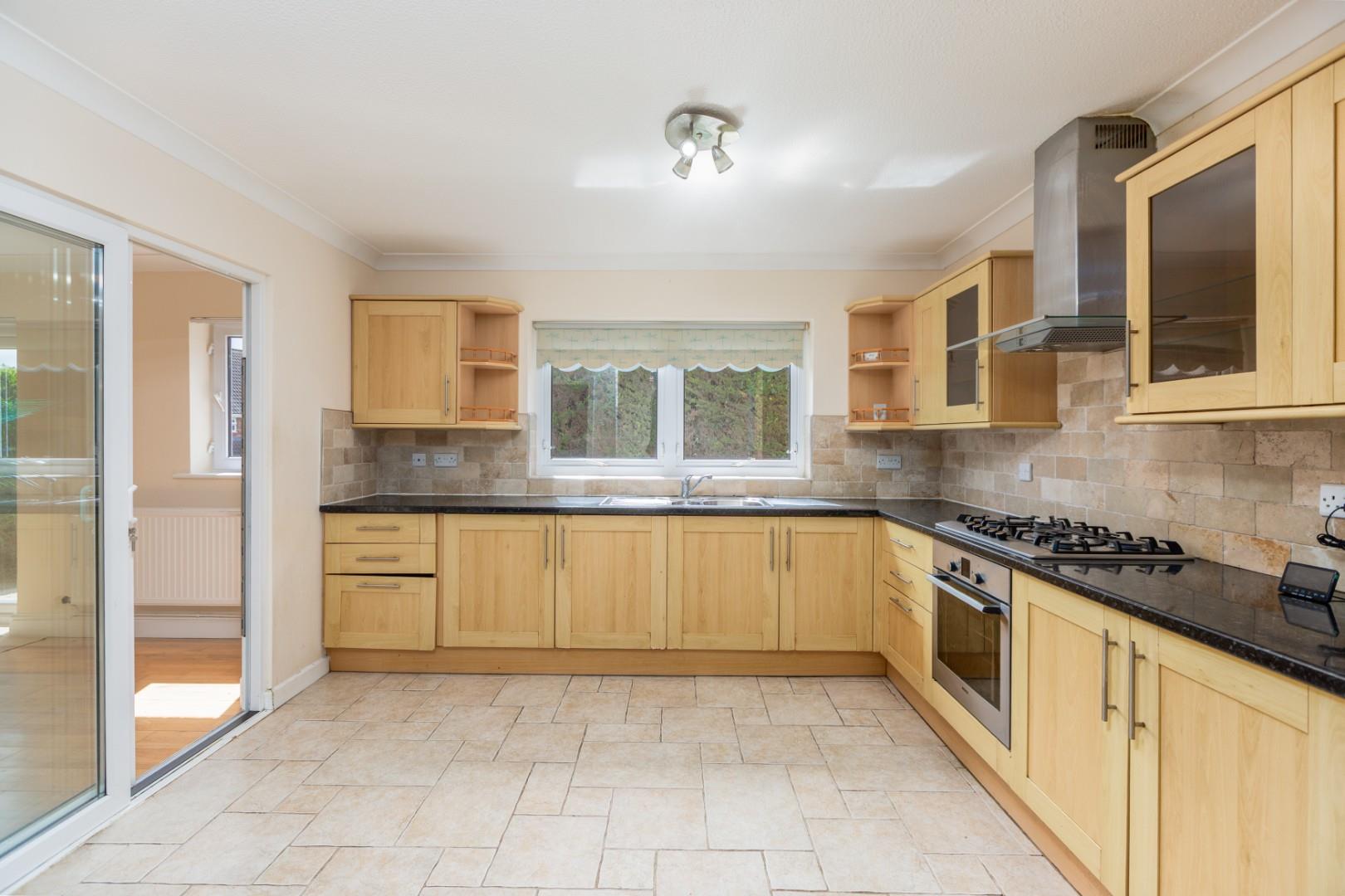 Whitegates, Mayals, Swansea, SA3 5HW